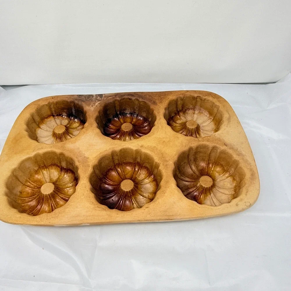 Pampered Chef Family Heritage Stoneware Mini Fluted Bundt Cake Pan USA